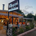 Kara Kedi Bed & Breakfast