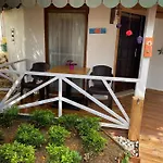 Kara Kedi Bed & Breakfast