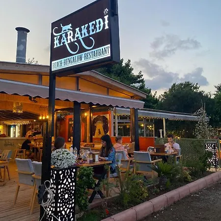 Kara Kedi B&B