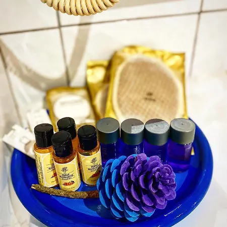 B&B Kara Kedi Çıralı