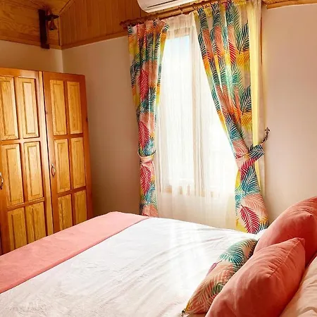 Kara Kedi B&B *