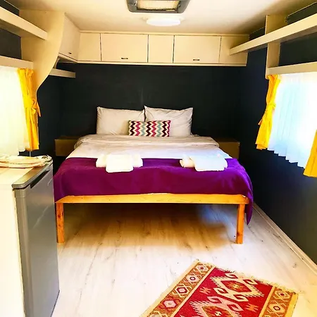 Kara Kedi B&B