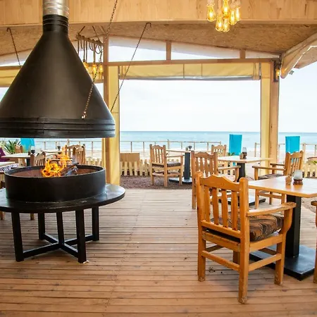 住宿加早餐酒店 Kara Kedi Çıralı