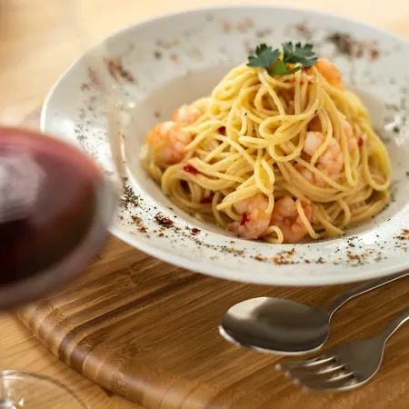 住宿加早餐酒店 Kara Kedi Çıralı